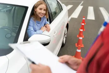 B Sınıfı Otomatik Vites Ehliyeti